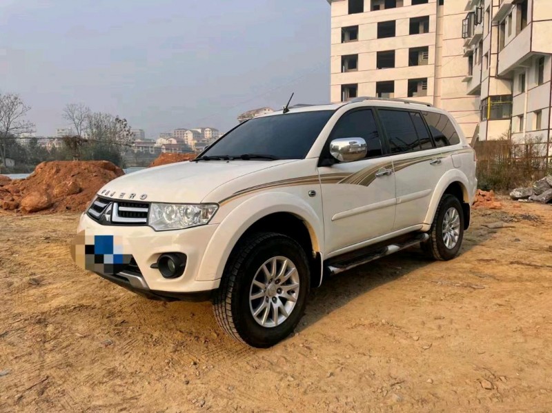 济南14年三菱帕杰罗·劲畅2