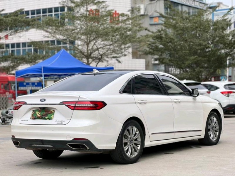 东莞20年福特金牛座8