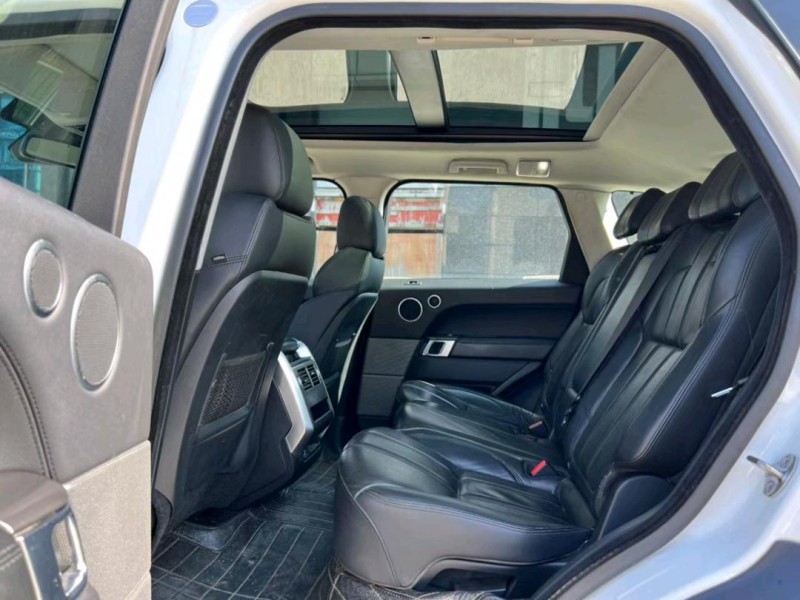 东莞17年路虎揽胜运动5