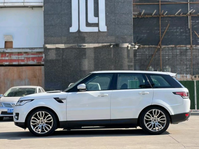 东莞17年路虎揽胜运动7