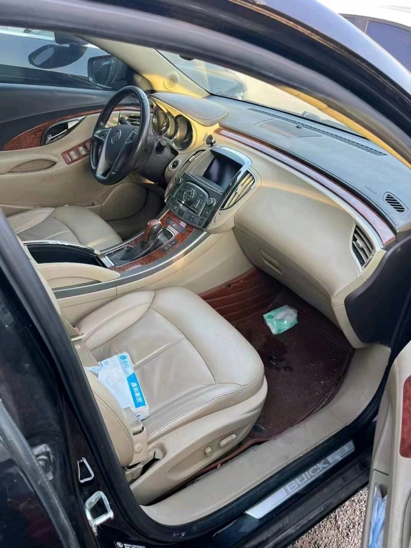 枣庄13年别克君越3