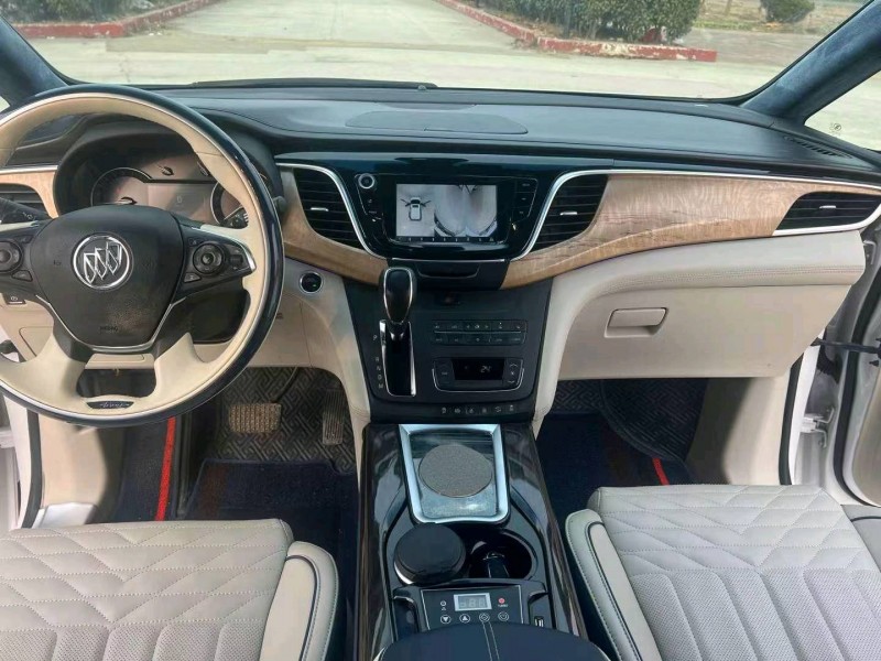 常州18年别克GL84