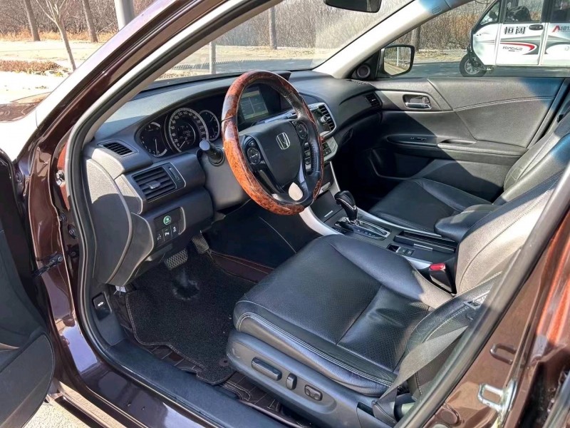 枣庄13年本田雅阁6