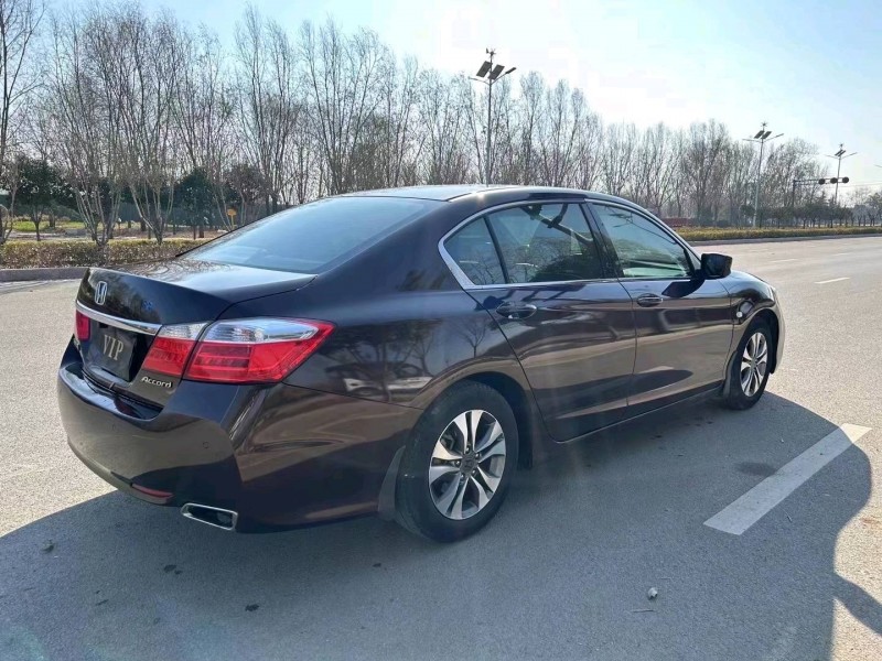 枣庄13年本田雅阁8