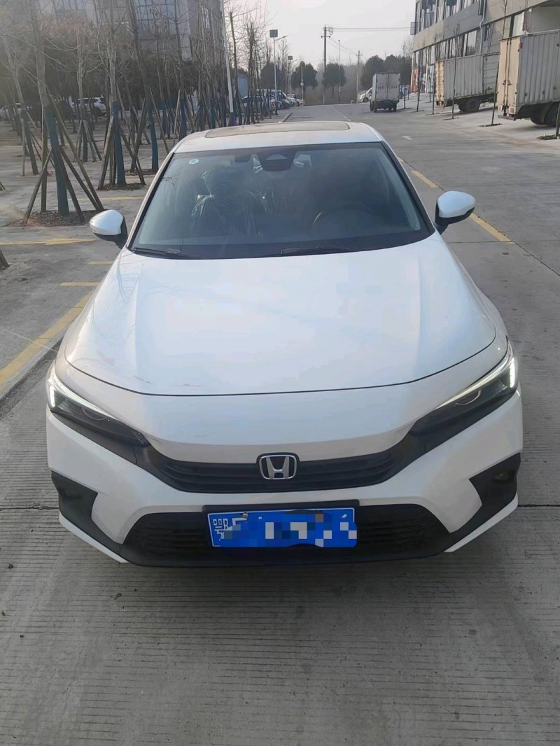 武汉22年本田思域1