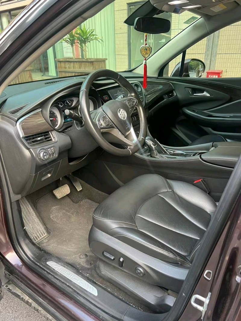 中山19年别克昂科威5