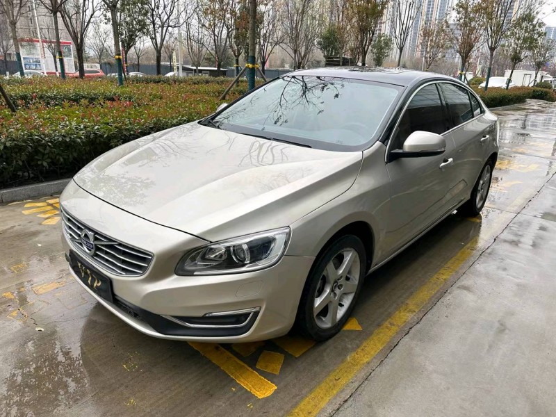 枣庄19年沃尔沃S60L8