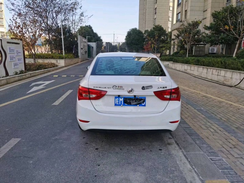 苏州17年别克英朗9