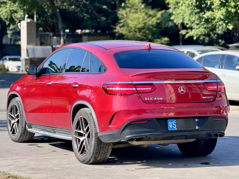 东莞16年奔驰AMG6