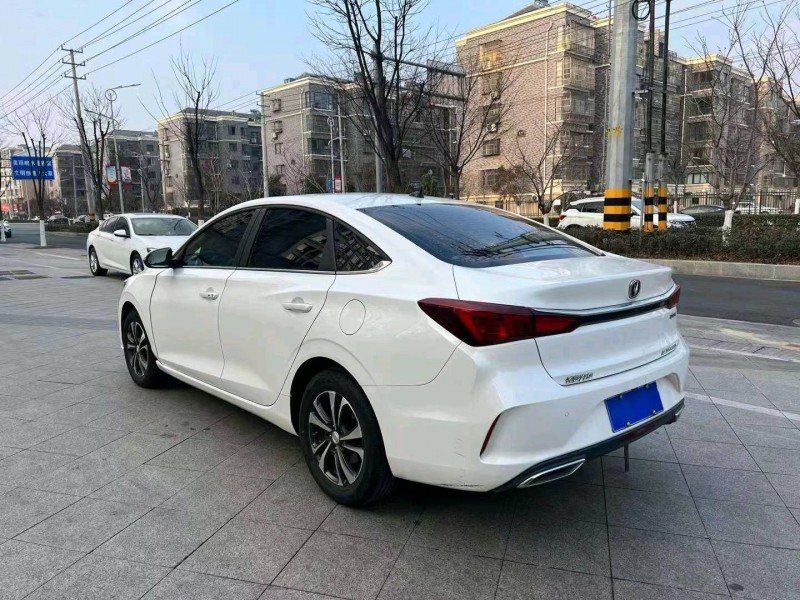 常州20年长安汽车逸动6