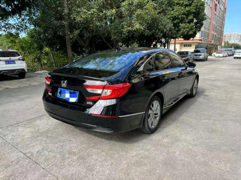 珠海20年本田雅阁8