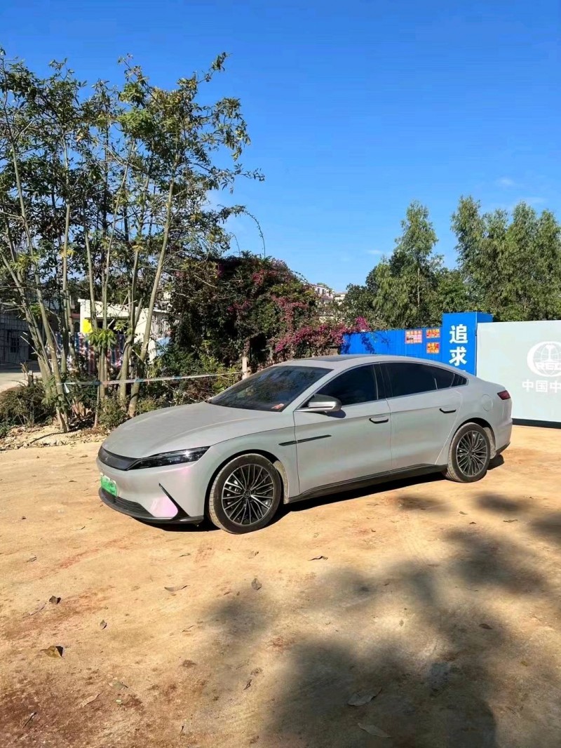 汕头22年比亚迪汉2