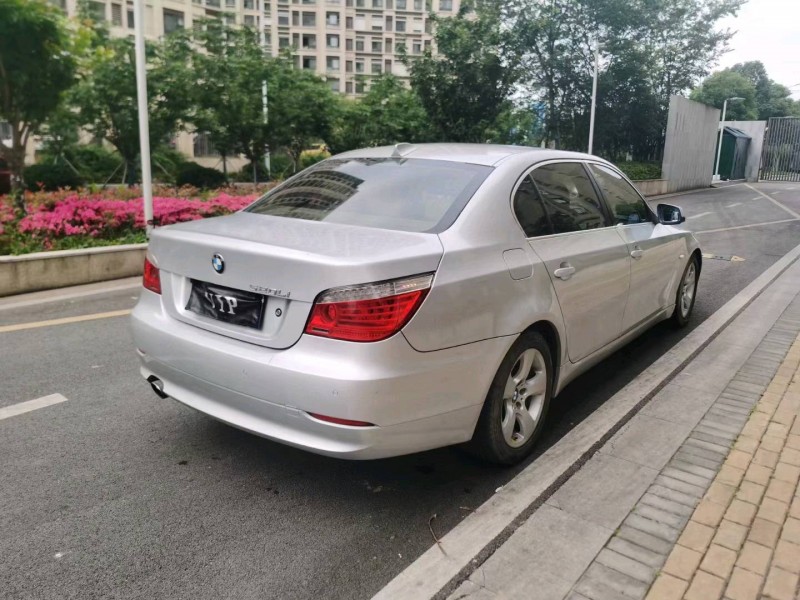 苏州09年宝马5系7