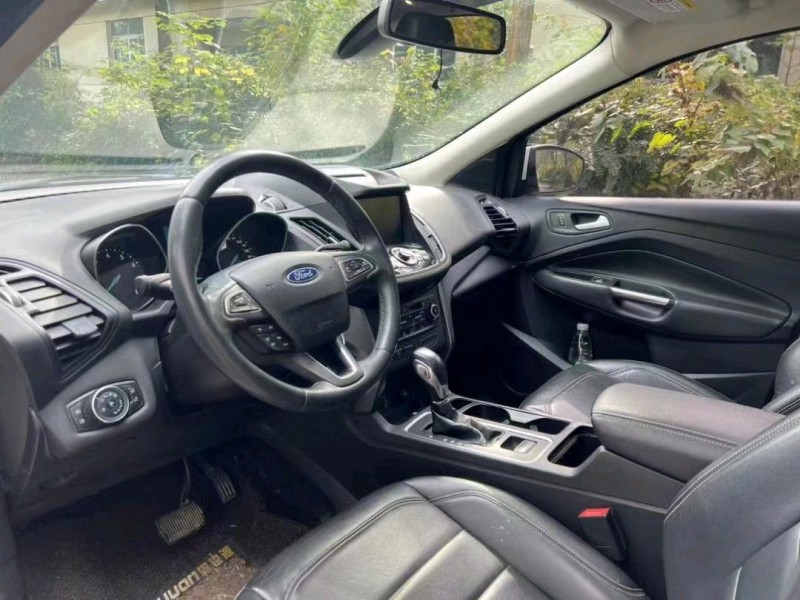 邵阳17年福特翼虎7