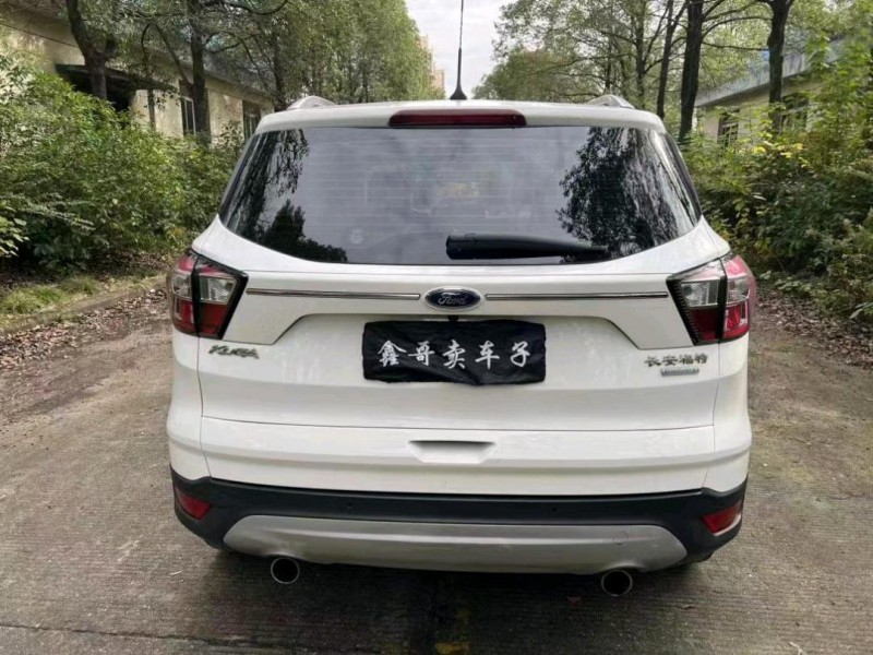 邵阳17年福特翼虎9