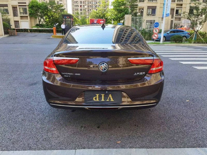 苏州18年别克君越9