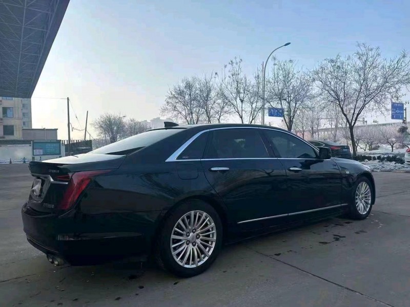 邯郸19年凯迪拉克CT68