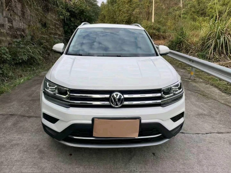 成都20年大众途岳1