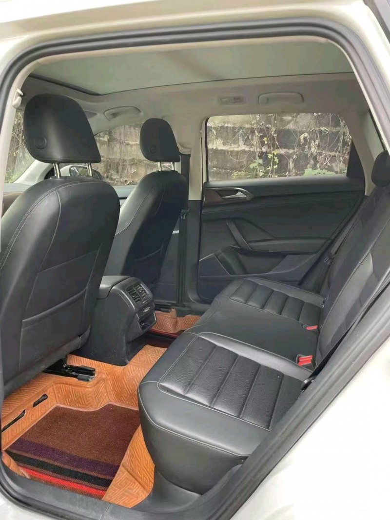 成都20年大众途岳6