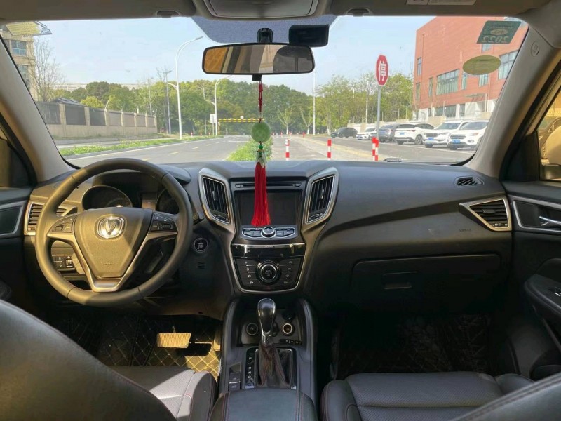 蘭州16年長安汽車CS754