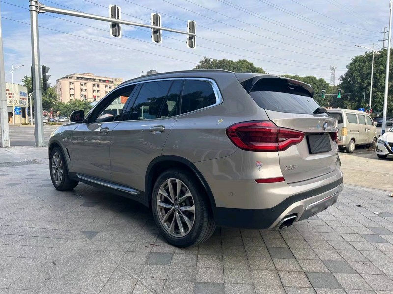 深圳20年宝马X36