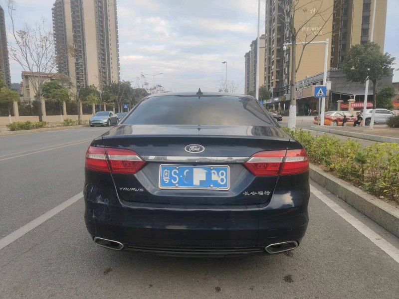 珠海17年福特金牛座5