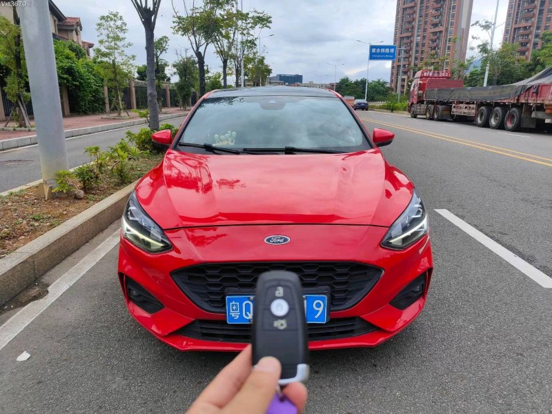 东莞18年福特福克斯1