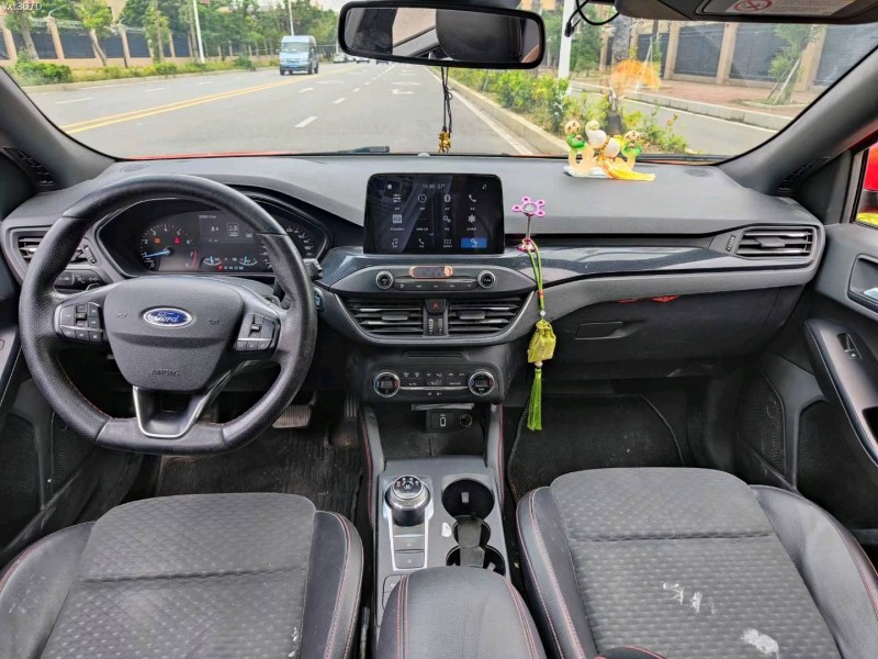 东莞18年福特福克斯4