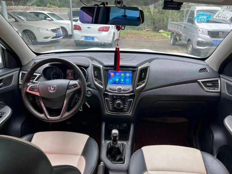 遵義18年長安汽車CS355