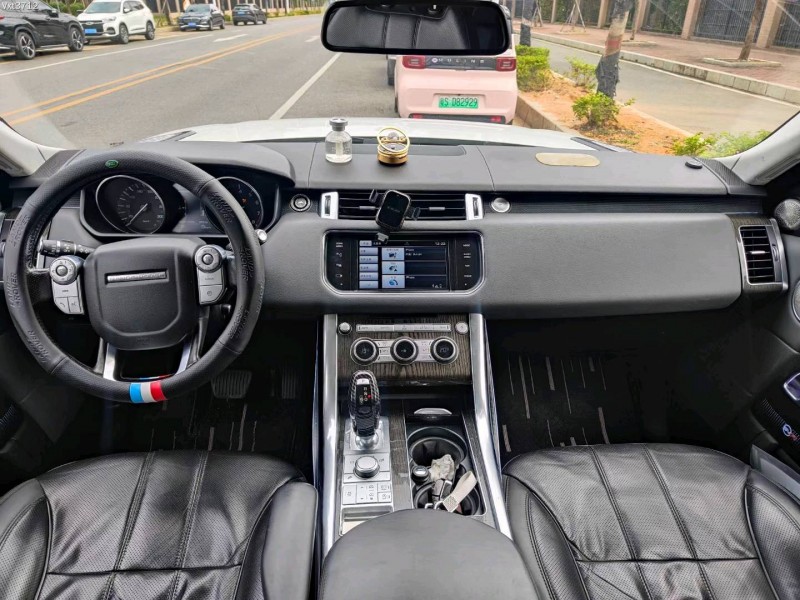 东莞15年路虎揽胜运动5