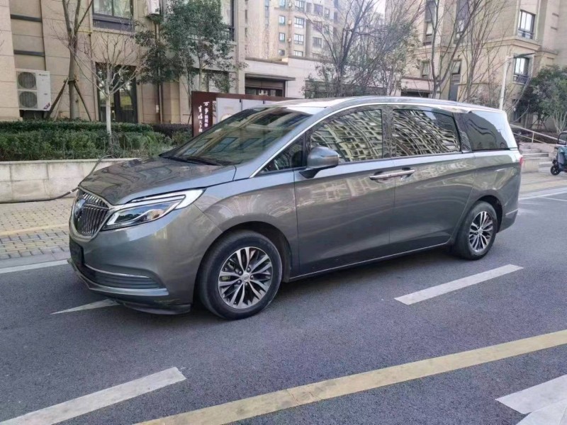 枣庄19年别克GL83