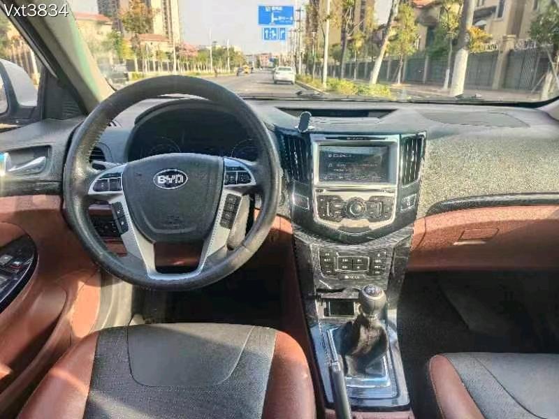 东莞16年比亚迪速锐7