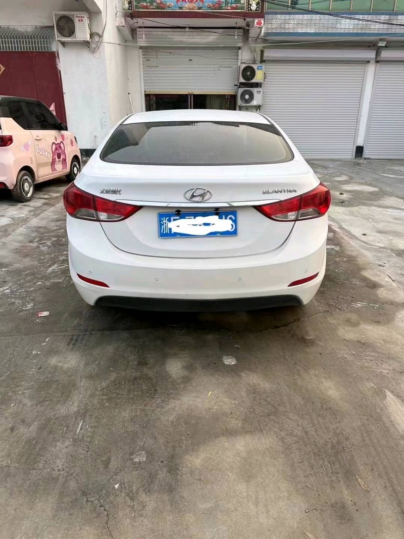 东营16年现代朗动5