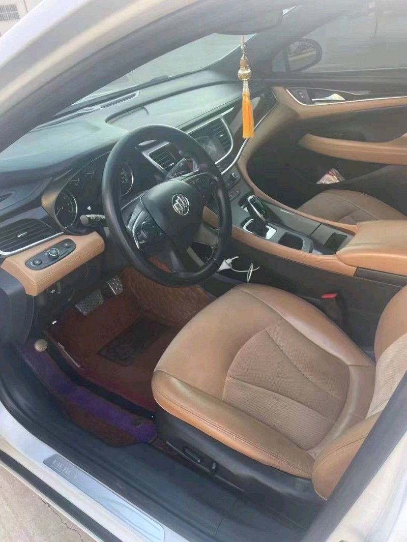 枣庄16年别克君越3