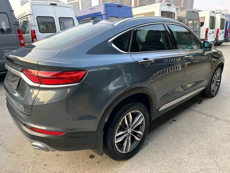 武汉20年吉利星越7