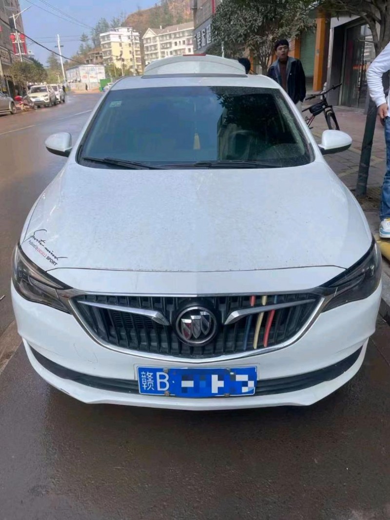 淄博18年别克英朗1