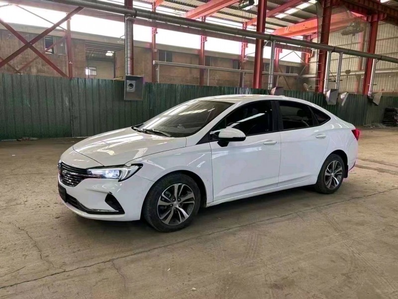 枣庄20年别克威朗2