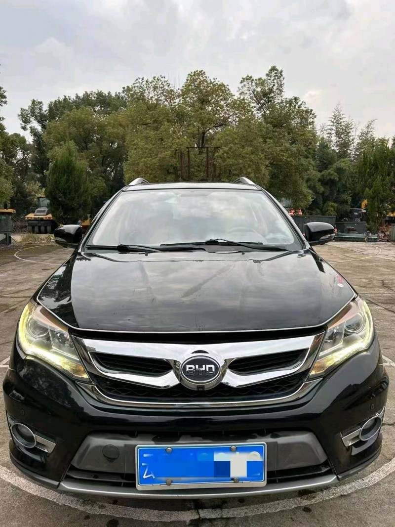 枣庄16年比亚迪S71