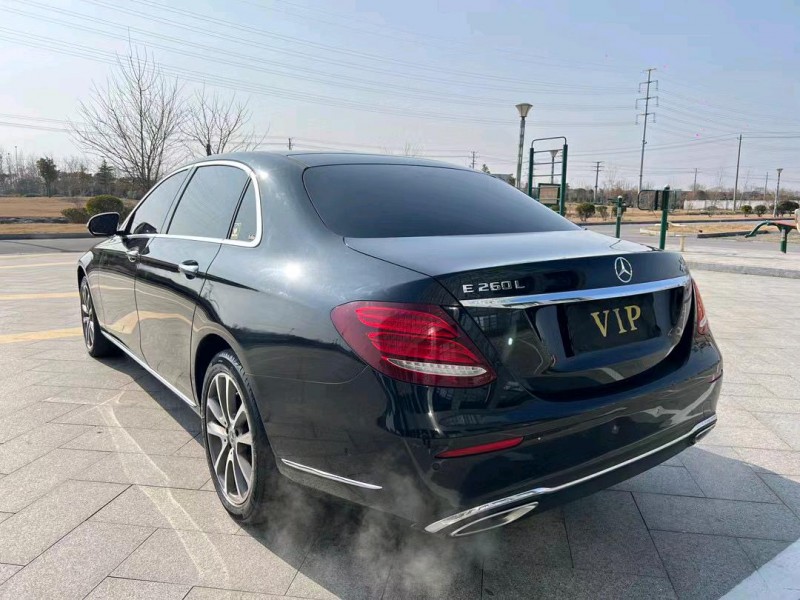 盐城19年奔驰E9