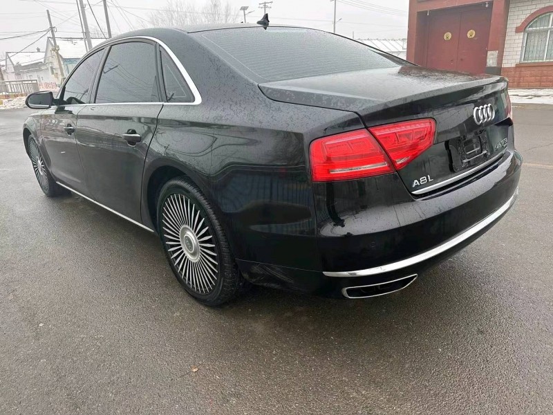 枣庄12年奥迪A8L5