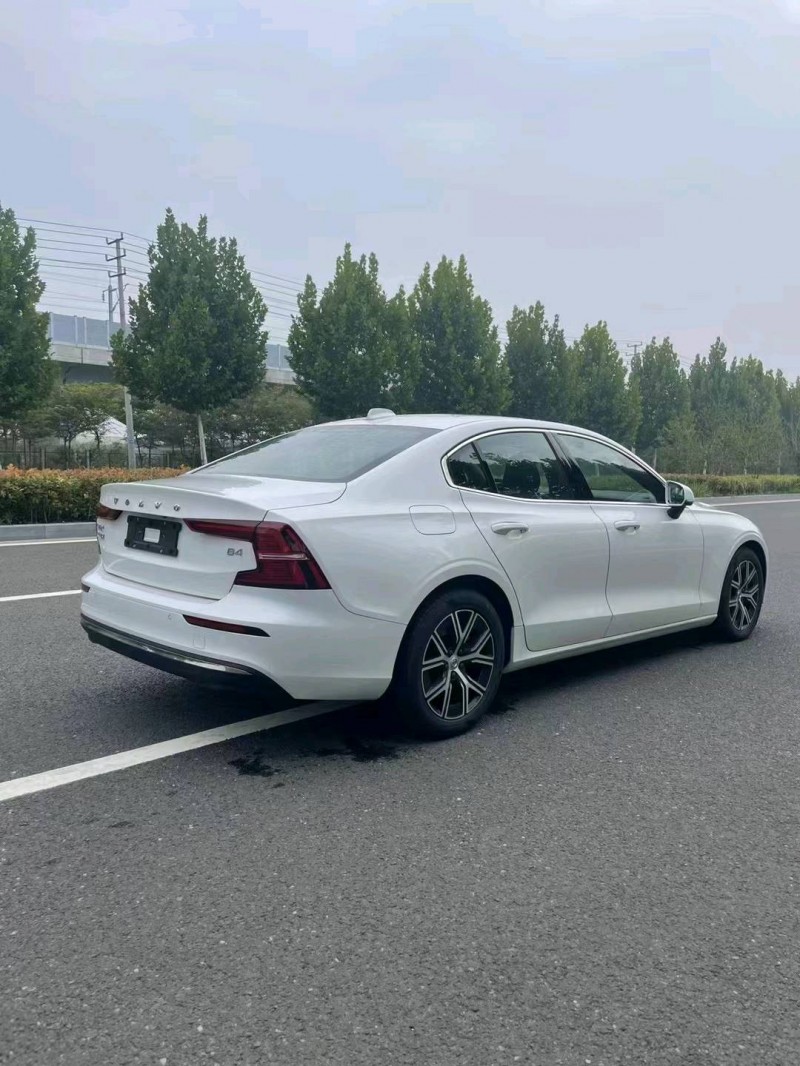 徐州23年沃尔沃S60L7
