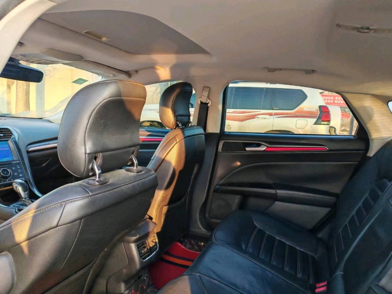 保定14年福特蒙迪欧6