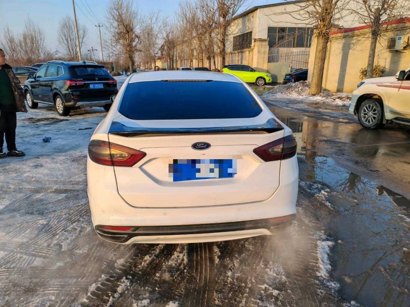 保定14年福特蒙迪欧9