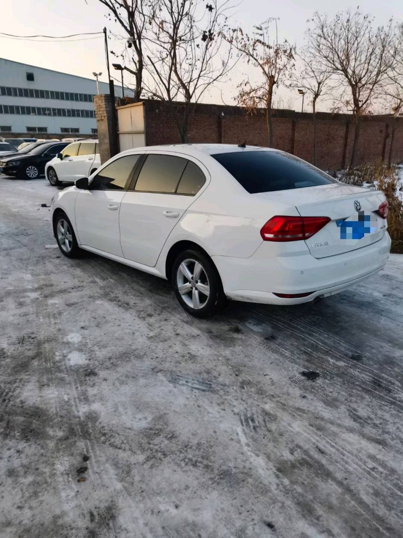 保定18年大众朗逸8