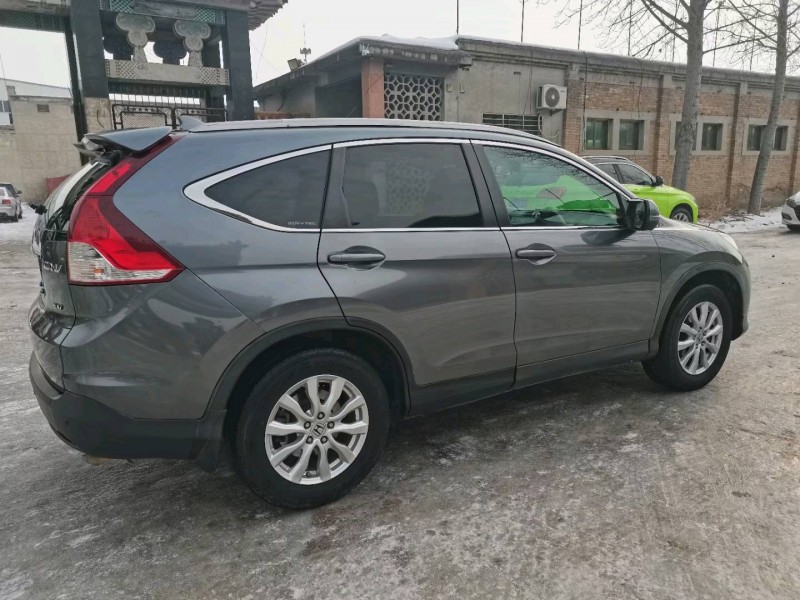 保定13年本田CRV4