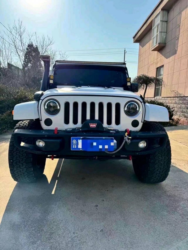 淄博17年Jeep牧马人1