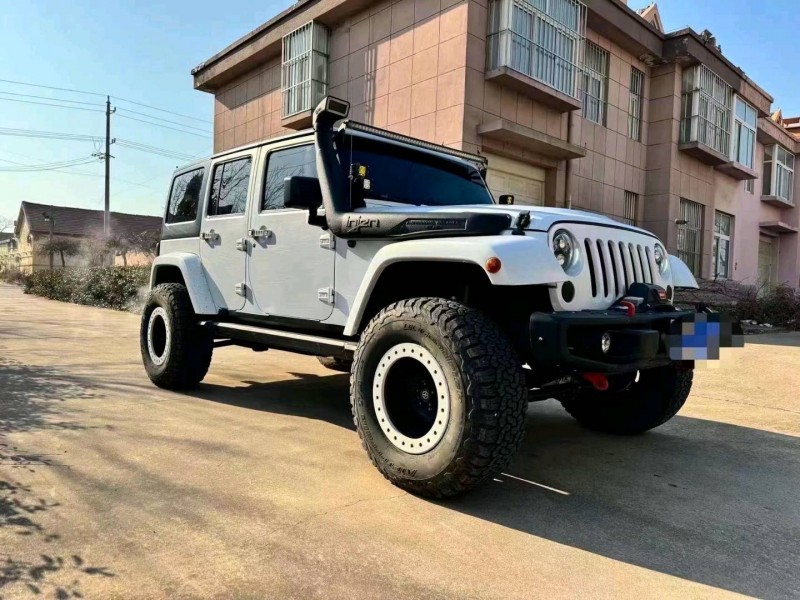 淄博17年Jeep牧马人3