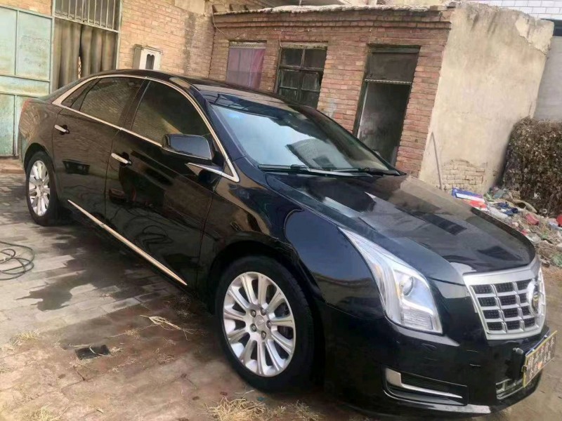 邯郸17年凯迪拉克XTS3