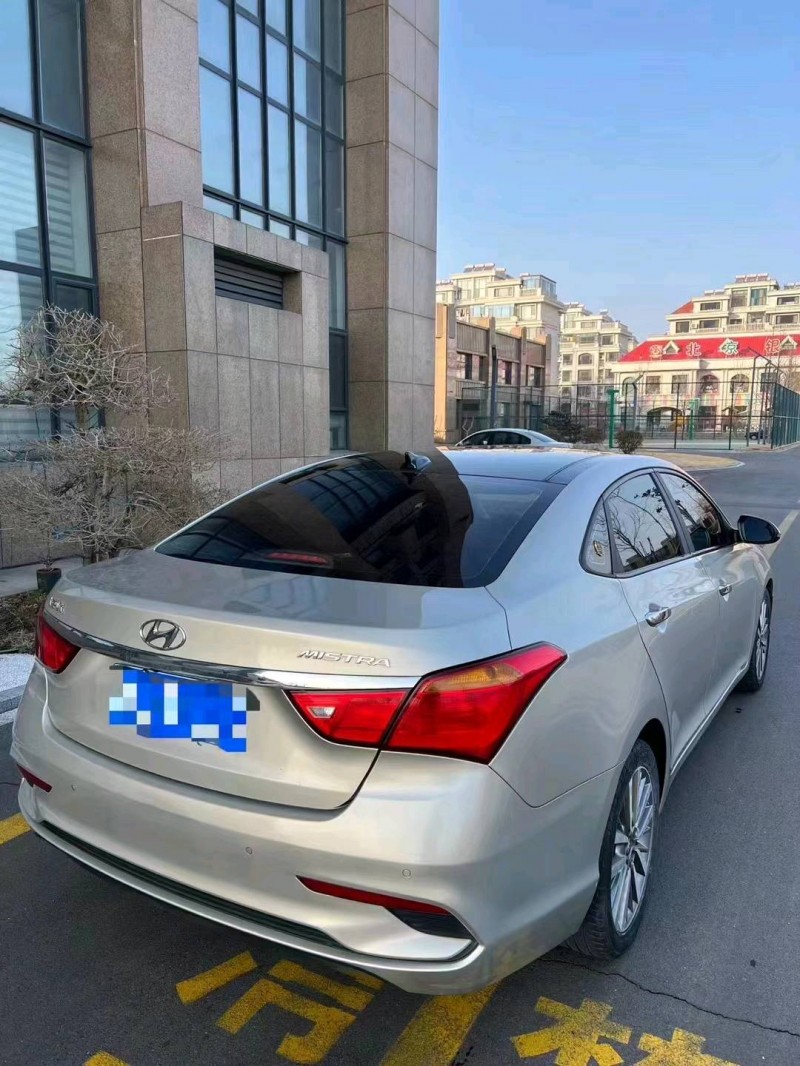 东营18年现代名图4