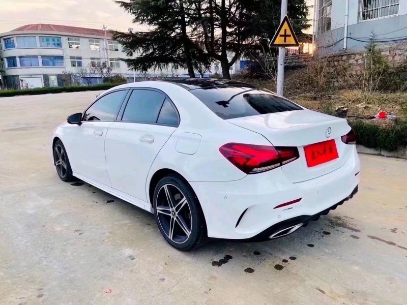 东营19年奔驰A9